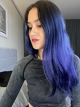 Snapshot of Erotic_Synth_Goddess chatting on January 1, 2025, 6:47 am Erotic Synth Goddess online show from January 1, 2025, 6:47 am