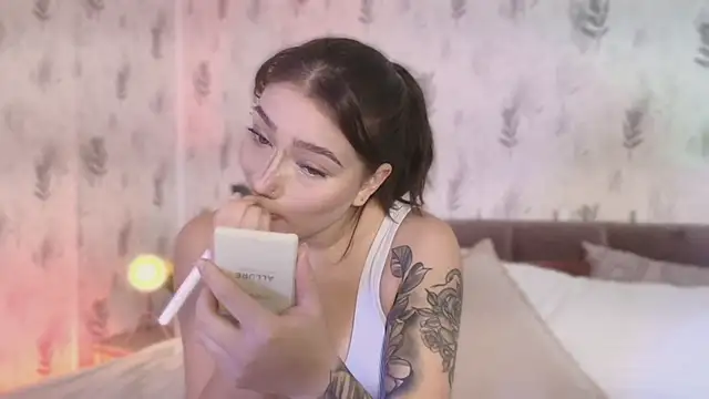 Giaa Ross online show from October 29, 2025, 12:51 pm