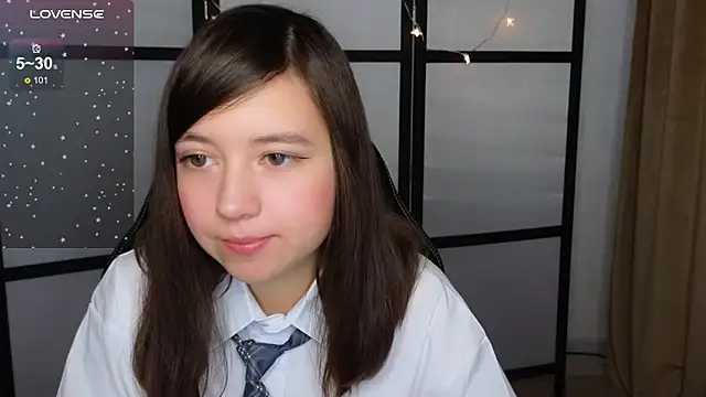 Lina Brownie online show from October 28, 2025, 1:31 am