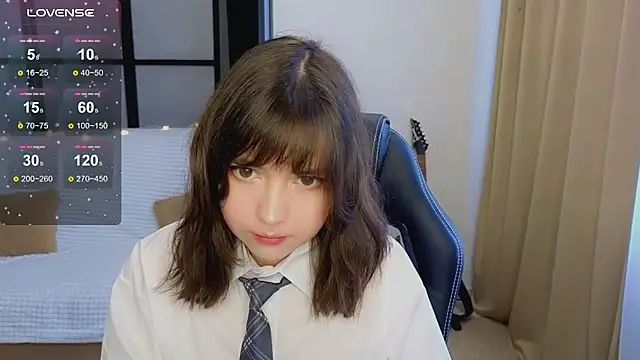 Lina Brownie online show from December 2, 2025, 4:40 am