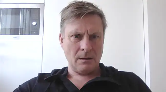 Snapshot of johnnym1 chatting on February 18, 2025, 1:11 pm johnnym1 online show from February 18, 2025, 1:11 pm