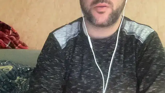 Snapshot of RedDante89 chatting on December 20, 2024, 11:43 am RedDante89 online show from December 20, 2024, 11:43 am