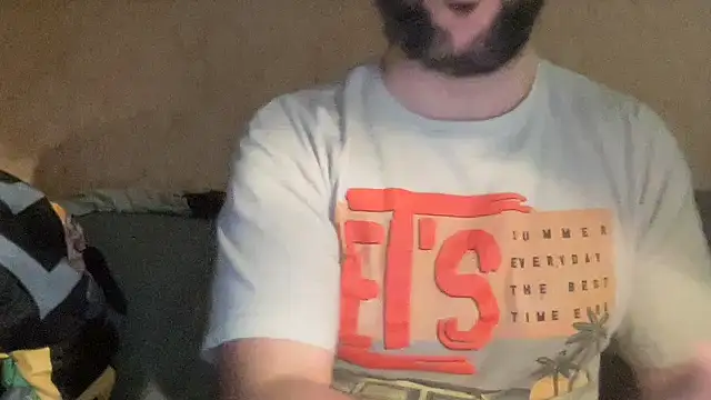 Snapshot of RedDante89 chatting on February 14, 2025, 8:10 am RedDante89 online show from February 14, 2025, 8:10 am