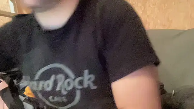 Snapshot of RedDante89 chatting on March 11, 2025, 1:37 am RedDante89 online show from March 11, 2025, 1:37 am