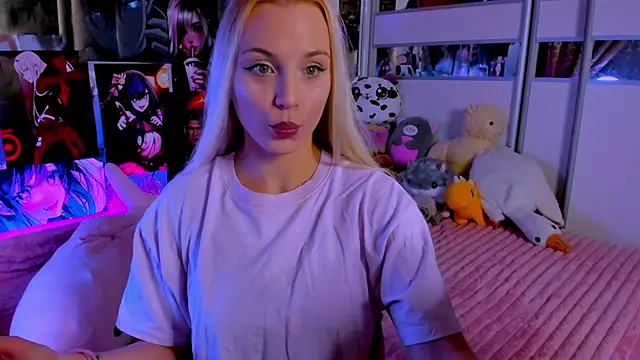 Cute  Pony online show from January 12, 2026, 10:26 pm