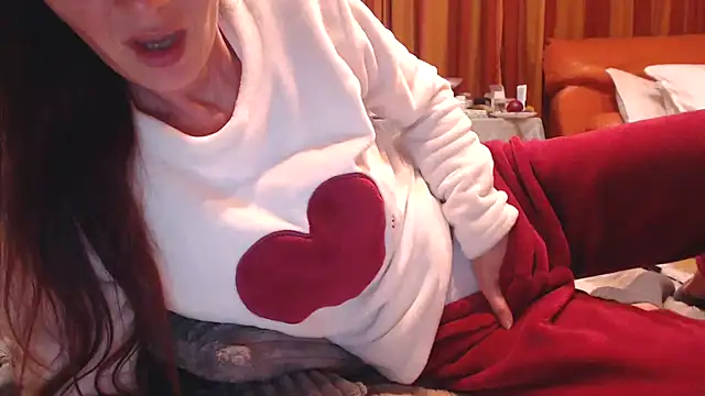 LovelyAndraGirl online show from September 30, 2025, 2:05 am