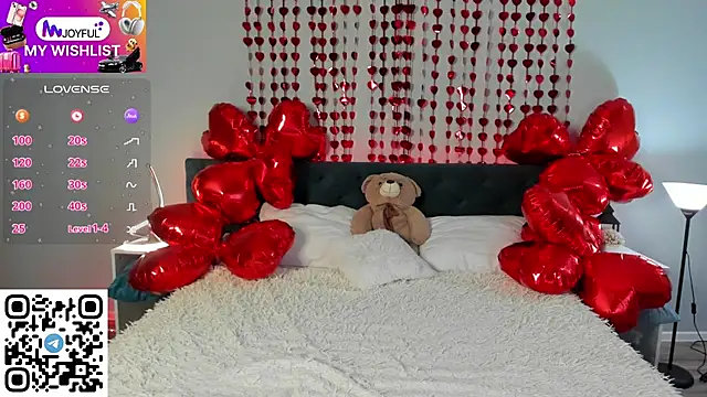 Kelly Hardy online show from February 11, 2025, 4:22 am