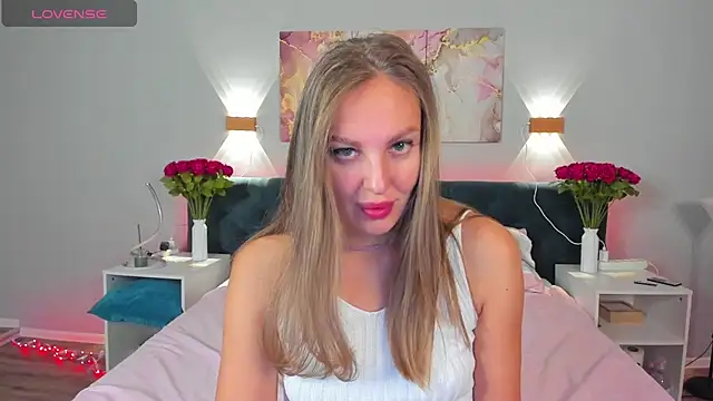 Kelly Hardy online show from February 25, 2025, 12:47 am