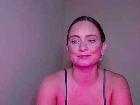 Sophie Raegan online show from January 1, 2025, 12:11 pm