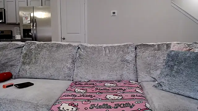 kokokwinn online show from March 13, 2025, 8:26 am