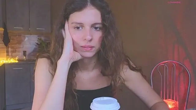 Sereta Finn online show from October 12, 2025, 10:03 am