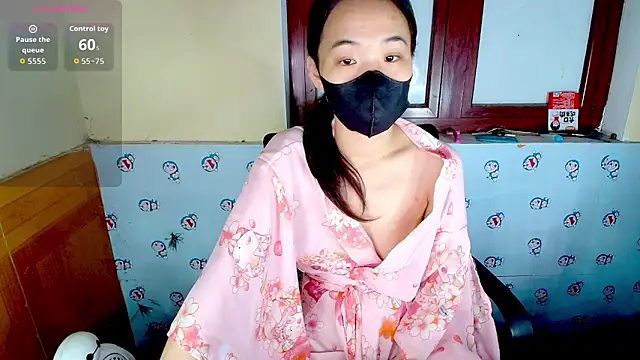   Saphia   online show from April 16, 2026, 3:13 pm