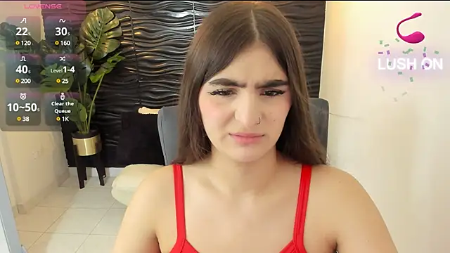 Snapshot of sofia_44 chatting on January 18, 2025, 12:36 pm sofia 44 online show from January 18, 2025, 12:36 pm