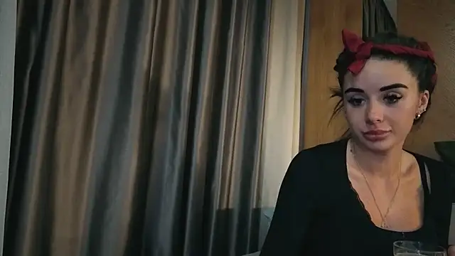 Snapshot of your_bunnygirl chatting on October 12, 2025, 8:52 pm your bunnygirl online show from October 12, 2025, 8:52 pm