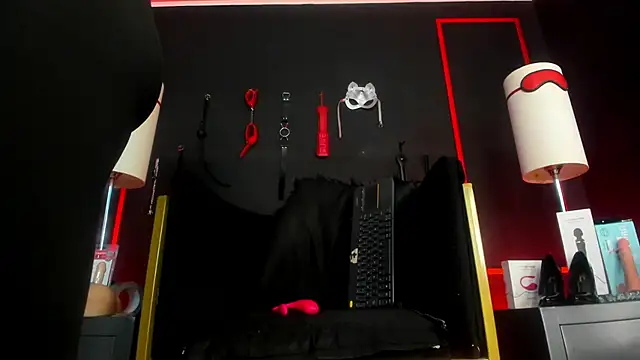 CharlotteScotte online show from October 11, 2025, 12:04 pm