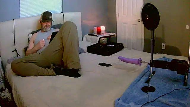 Cummerforyouu2 online show from March 13, 2025, 5:33 am