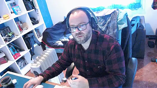 ravingr4d4 online show from January 31, 2025, 2:07 pm