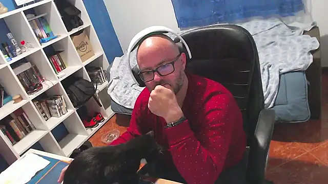 ravingr4d4 online show from April 10, 2026, 10:58 pm