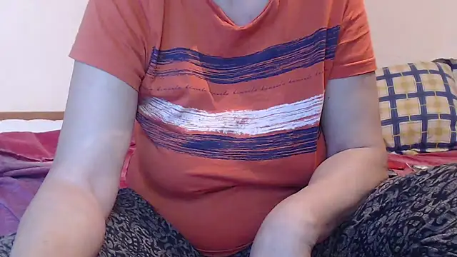 Snapshot of Andra_Love chatting on February 12, 2025, 4:22 pm Andra Love online show from February 12, 2025, 4:22 pm