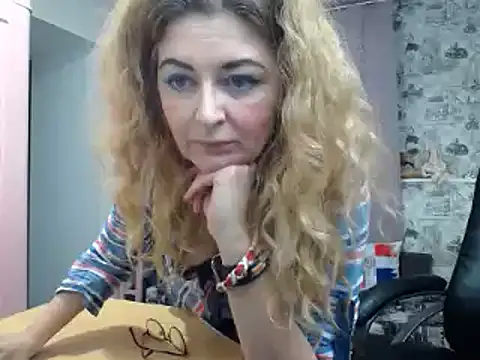 Helen1974 online show from March 16, 2025, 11:36 pm