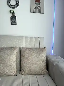 Snapshot of Seized_lust chatting on April 4, 2026, 5:21 pm Seized lust online show from April 4, 2026, 5:21 pm