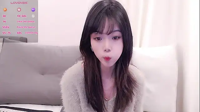 Snapshot of Duludulu_007 chatting on June 30, 2026, 12:17 pm Duludulu 007 online show from June 30, 2026, 12:17 pm