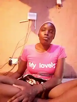 cute naimah online show from November 20, 2025, 2:28 pm