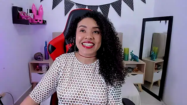 Zoe Gruber online show from December 15, 2024, 8:47 pm