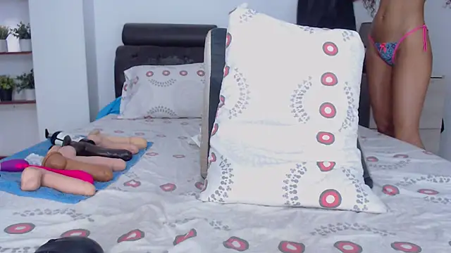 Snapshot of AnaMurcia chatting on December 15, 2024, 5:20 pm AnaMurcia online show from December 15, 2024, 5:20 pm