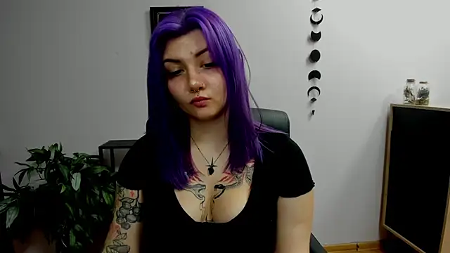 GabbiePerfect online show from December 12, 2024, 5:59 pm