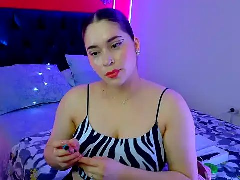 sweetfancyxoxxo online show from November 27, 2025, 7:49 pm