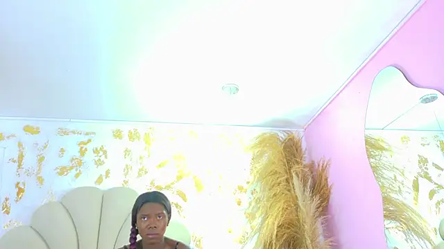 bonieklent online show from October 20, 2025, 3:29 am