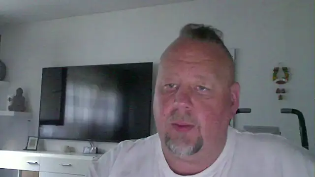 Snapshot of pimmelmann3 chatting on April 29, 2026, 5:30 pm pimmelmann3 online show from April 29, 2026, 5:30 pm