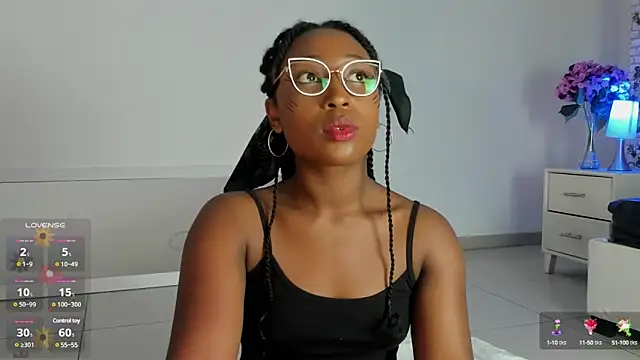 EmmaSanzz  online show from March 20, 2025, 11:27 am