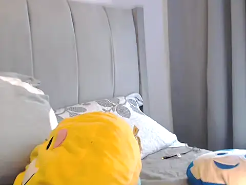 Sexyclark  online show from April 12, 2026, 12:32 pm