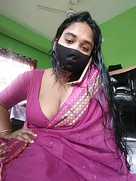 Snapshot of Kotha_-Moni chatting on December 4, 2024, 9:40 am Kotha -Moni online show from December 4, 2024, 9:40 am