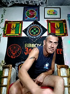 Snapshot of Bbboy42 chatting on February 20, 2025, 2:07 am Bbboy42 online show from February 20, 2025, 2:07 am