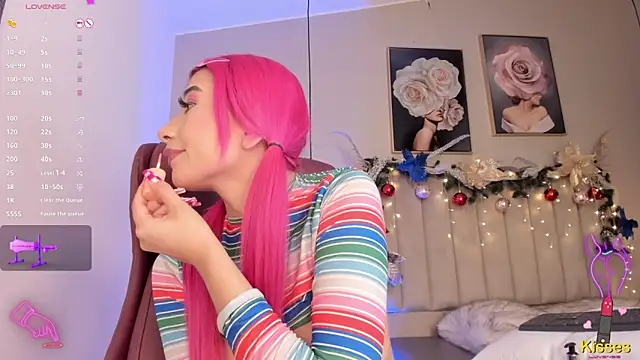 Emma Thompsson online show from December 5, 2024, 7:27 am