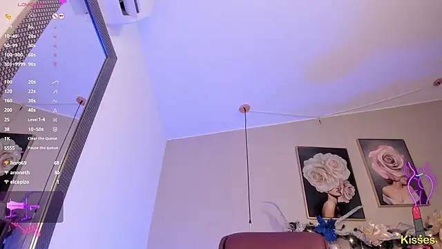 Emma Thompsson online show from December 8, 2024, 4:25 am