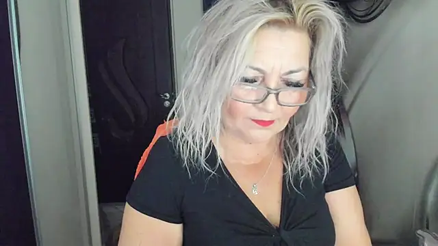 IryshAlice online show from October 3, 2025, 12:51 am