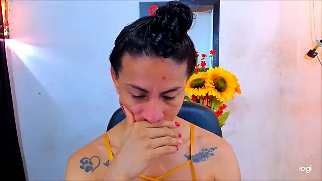 juanblakbigcock online show from February 9, 2026, 2:54 pm