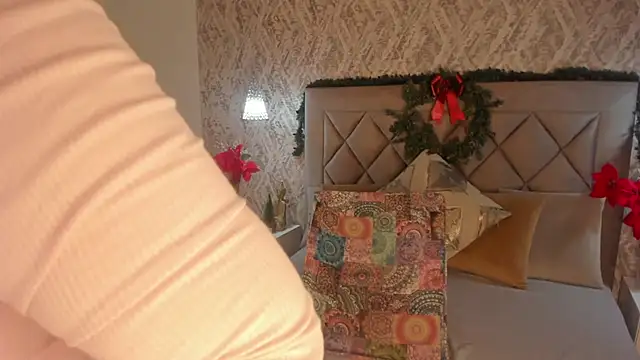 Lady lacey05 online show from December 5, 2024, 2:11 pm