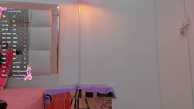 PittAndLunaa online show from December 27, 2024, 12:56 pm