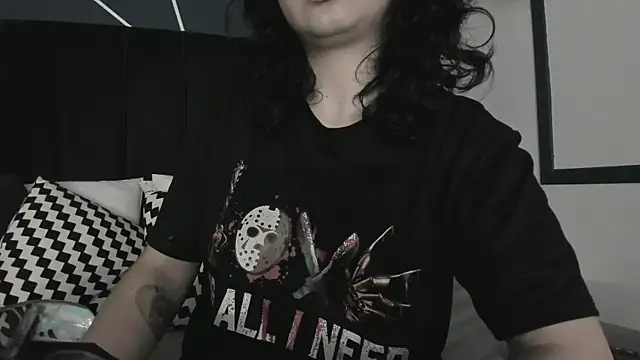 Adeelinee online show from January 10, 2025, 9:31 pm