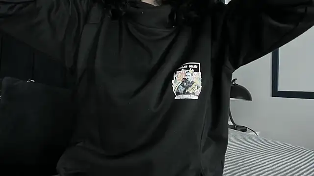 Adeelinee online show from February 22, 2025, 7:36 pm