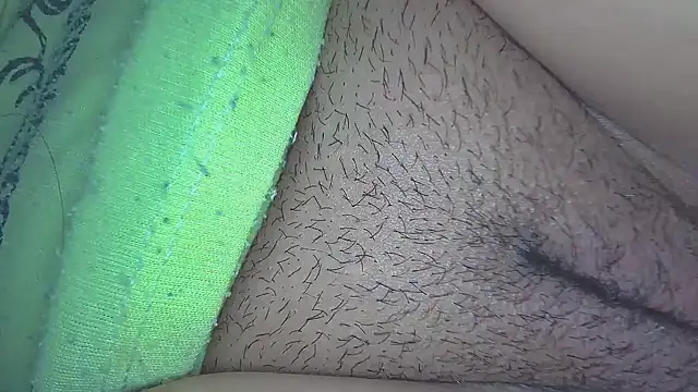 white sexy  online show from February 4, 2025, 12:19 am