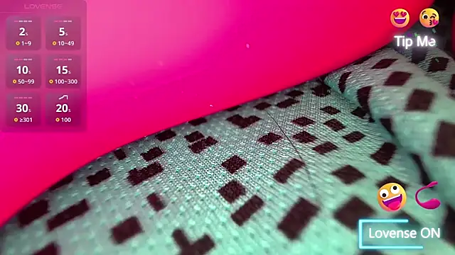 white sexy  online show from March 24, 2026, 10:31 am