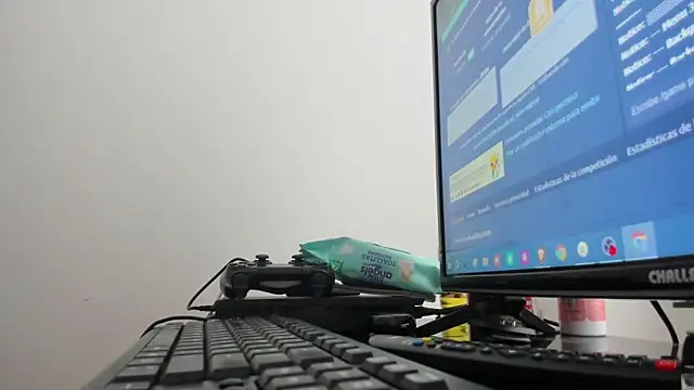 samantha  wilson online show from December 22, 2025, 3:09 pm