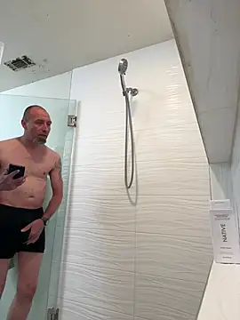 El Gizmo online show from March 8, 2025, 8:33 am