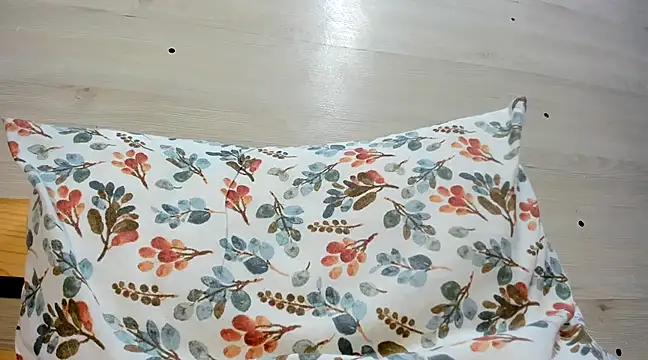 CRISTIINA37 online show from December 4, 2024, 5:00 pm